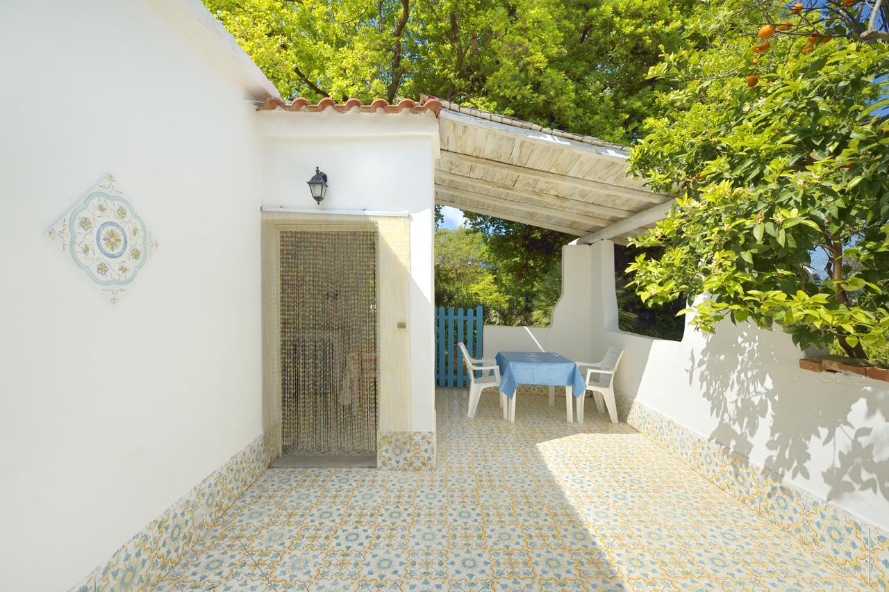 Le Querce Villa Procida Bagian luar foto