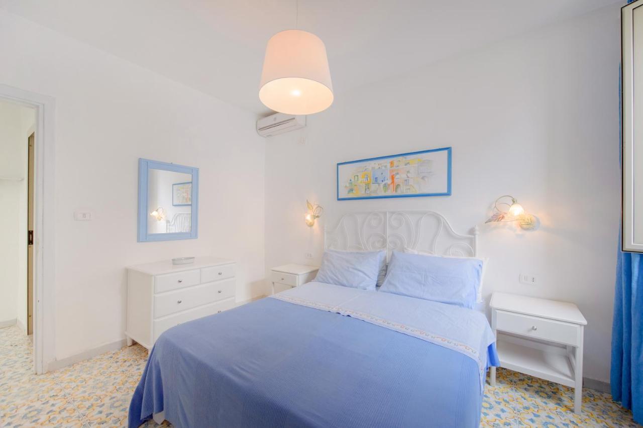 Le Querce Villa Procida Bagian luar foto