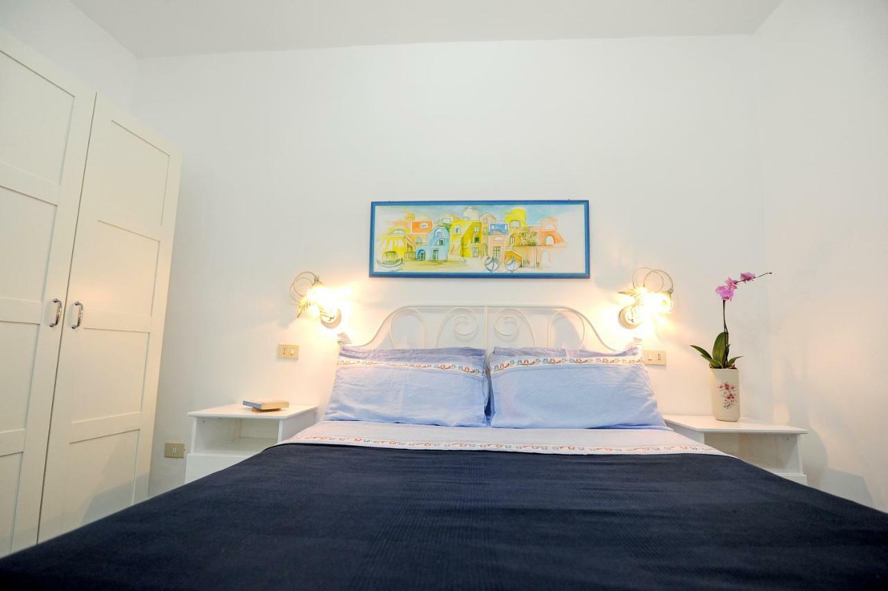 Le Querce Villa Procida Bagian luar foto