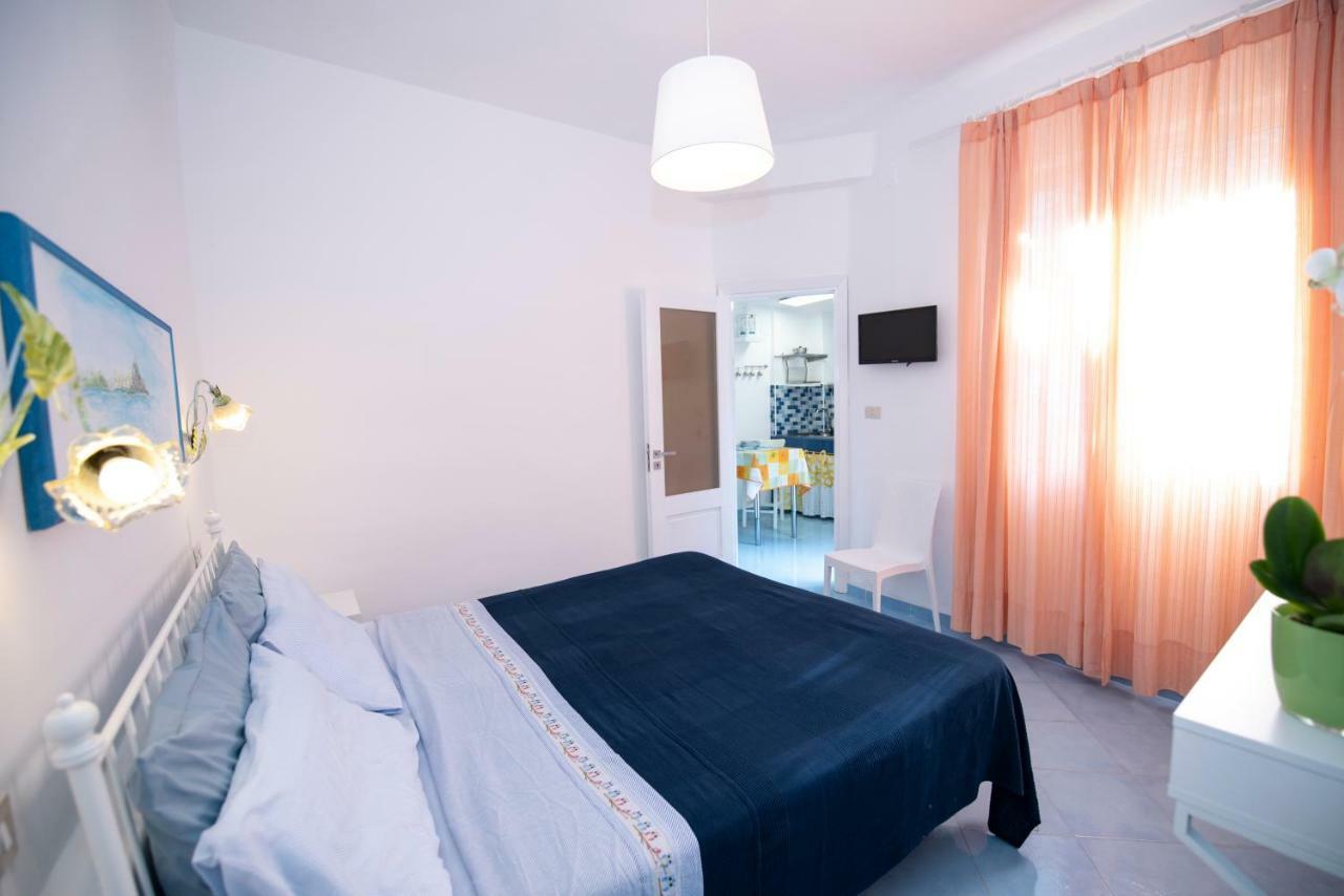 Le Querce Villa Procida Bagian luar foto